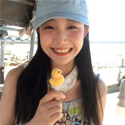 阳光下的石头